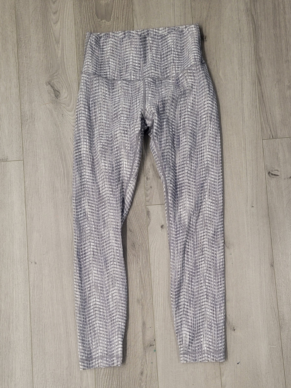 High-Waist Gray Patterned Lululemon Leggings for Women